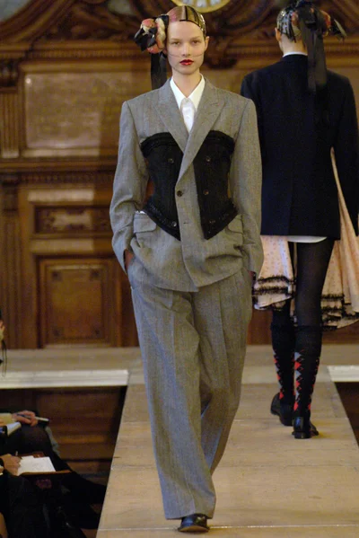 Look 14